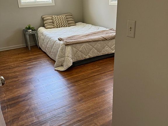 5th image of 1022 Avondale Cir