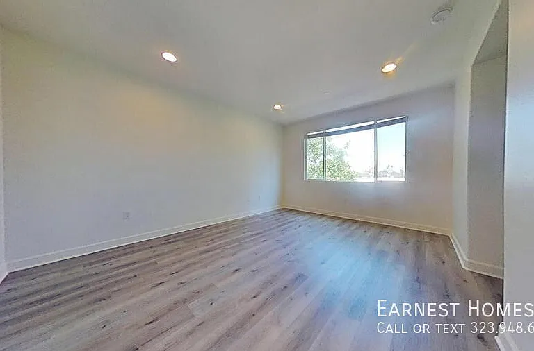 14412 Killion St #401 — Photo 18