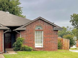 1005 N Blackwelder Ave, Edmond, OK 73034