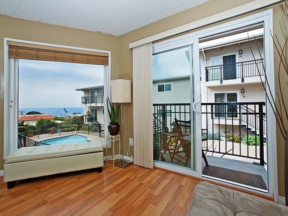 4th image of 460 Camino Del Mar APT 6