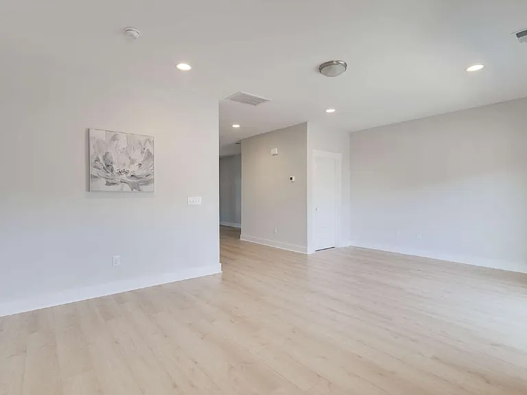 2127 Big Falls Dr — Photo 12