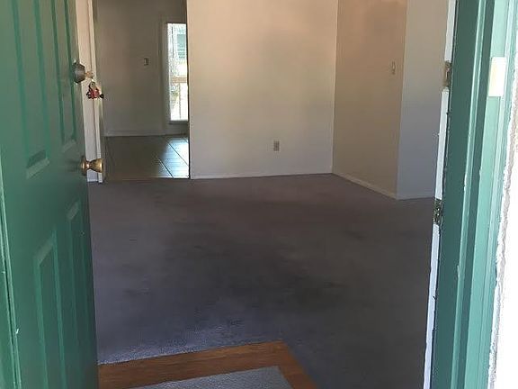 3rd image of 2914 S Greenwood Dr APT 54