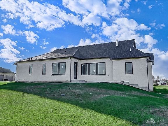 5th image of 1752 Vicki Ln