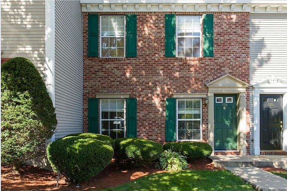 116 Middlesex Rd — Photo 1