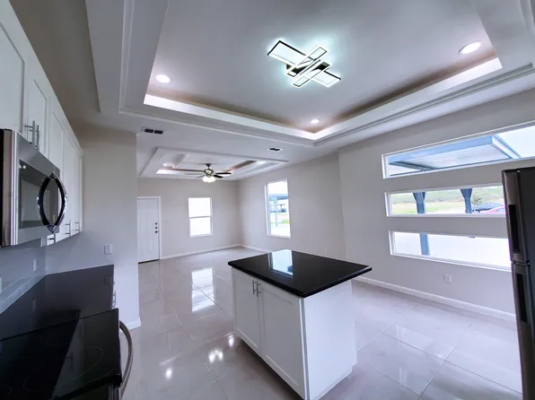 2605 E Hackberry Ave #3, Hidalgo, TX 78557