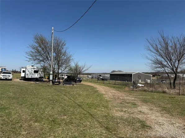 383162 E 1040th Rd, Okemah, OK 74859
