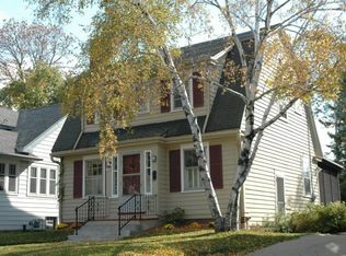 1829 E Lake Bluff Blvd, Shorewood, WI 53211