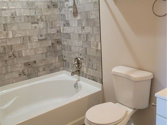 5th image of 6651 Silverstream Ave Unit B