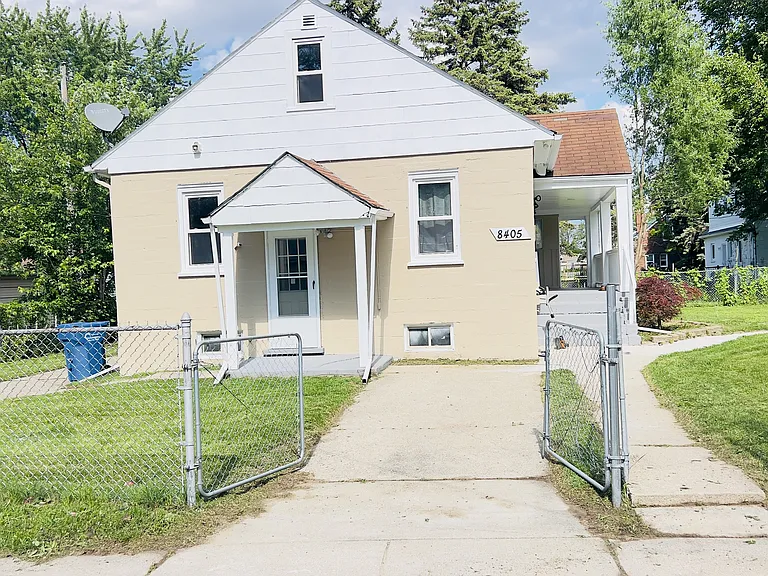 8405 Jackson Ave — Photo 3