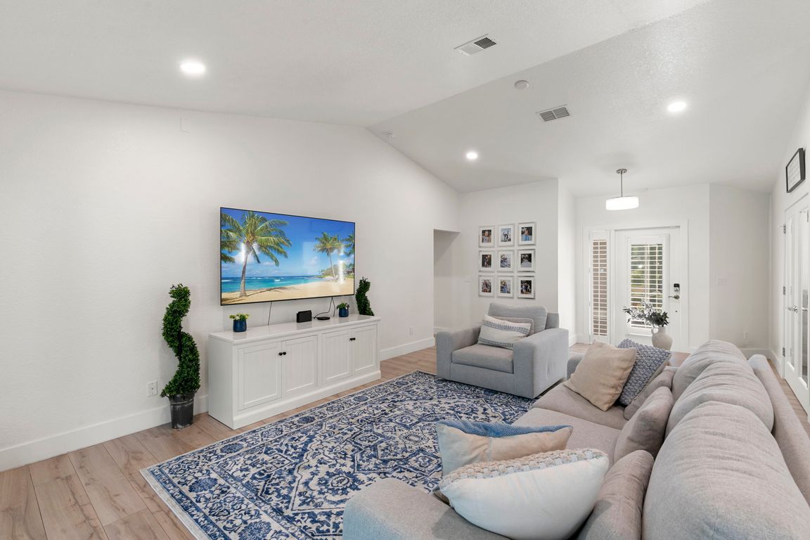 next background image