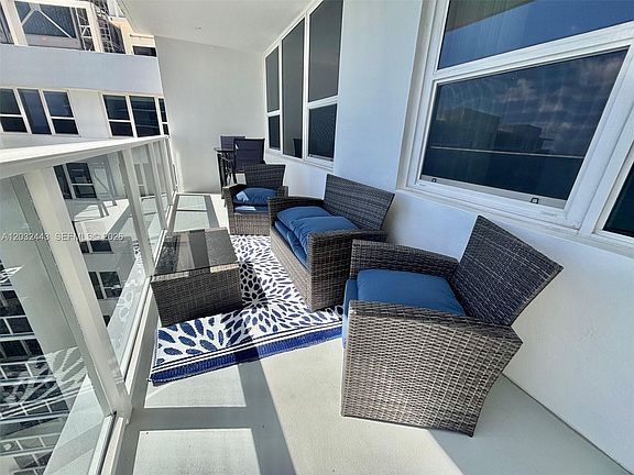 5th image of 3505 S Ocean Dr #Penthouse 6