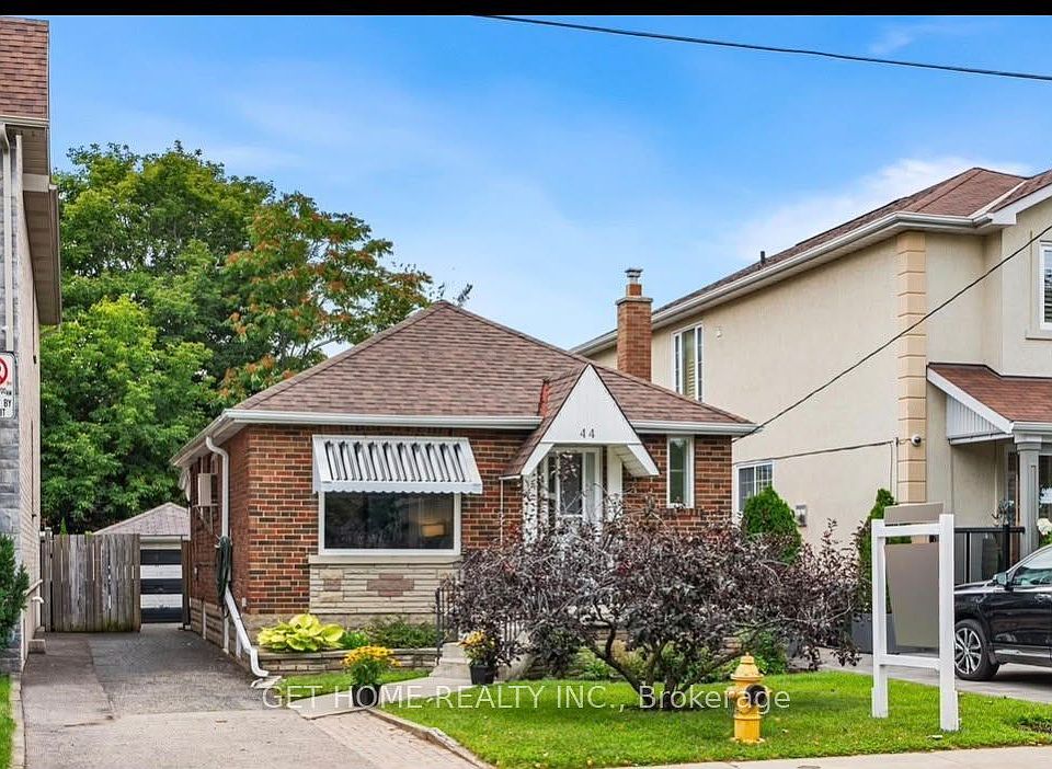 1st image of 44 Saint Hubert Ave