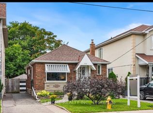 44 Saint Hubert Ave, Toronto, ON M4J3Z3
