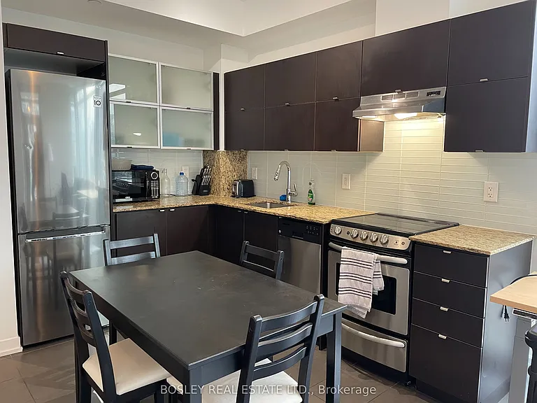 170 Fort York Blvd #1404 — Photo 7