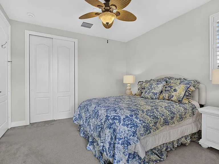222 Tresana Blvd #44 — Photo 43