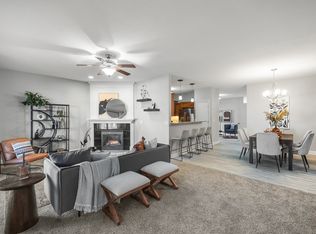217 63rd St #20101, West Des Moines, IA 50266