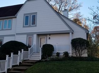 12309 Darien Cir, Midlothian, VA 23114