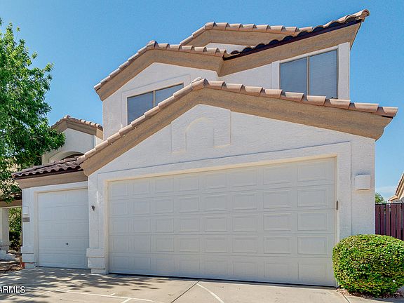 4th image of 1032 W Wildhorse Dr