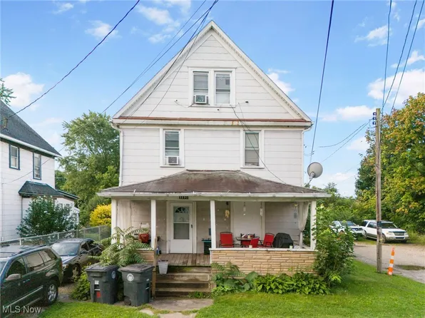 1116 & 1118 Laird St, Akron, OH 44305