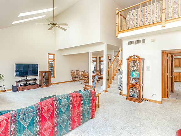 5th image of 20 Moorings Dr