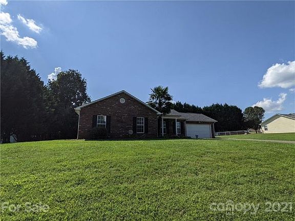 4th image of 5033 Stetson Ln