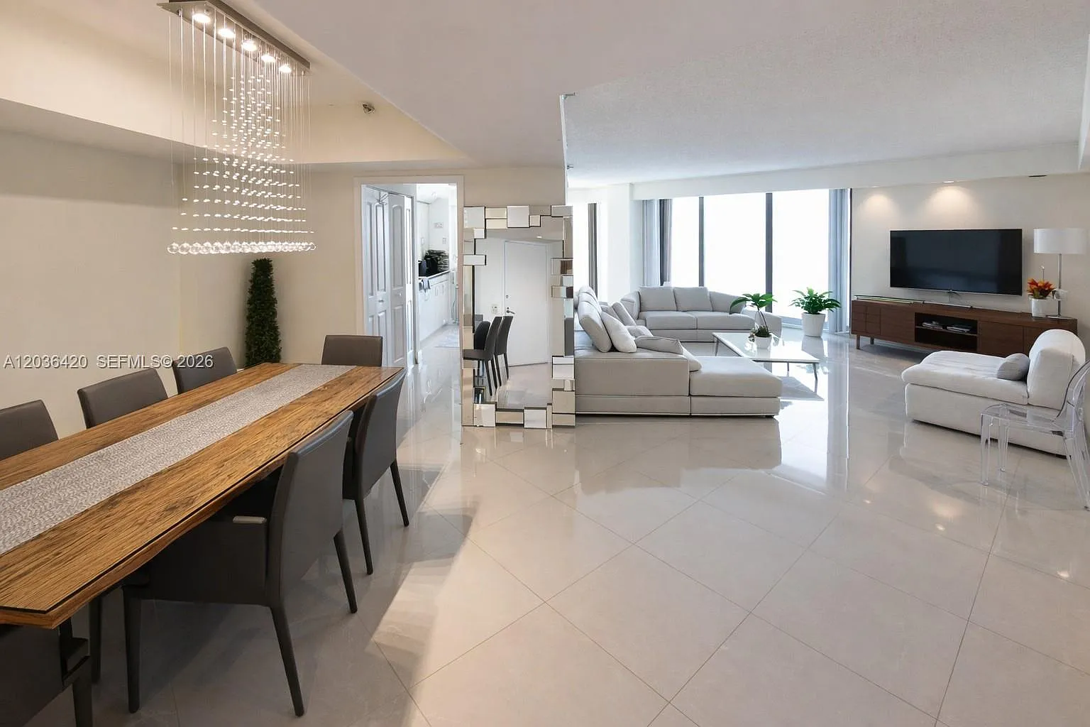 2 bed, 1522 sqft, $3,900 — Photo 3