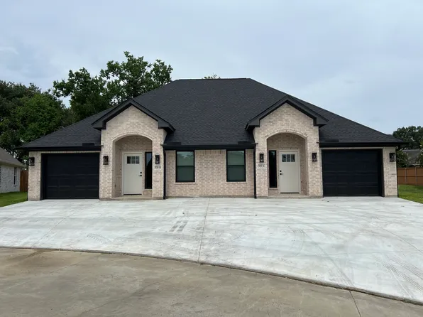 575 S 28th St #A, Nederland, TX 77627