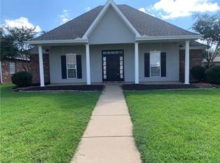 5913 Bocage Dr, Alexandria, LA 71303