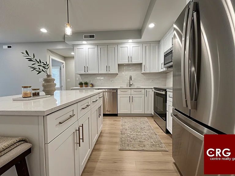 124 Kenrick St #U7 — Photo 2