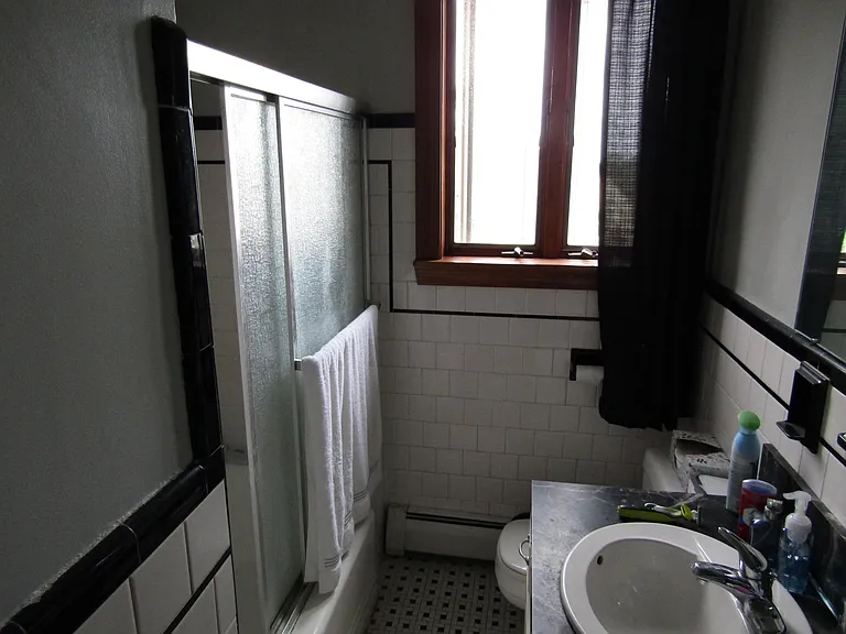 561 Hope St #3 — Photo 6