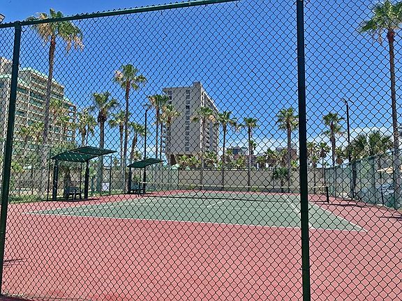 4th image of 900 Padre Blvd #805