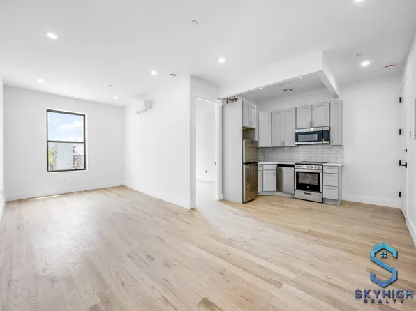 56-34 Myrtle Avenue image 1 of 11