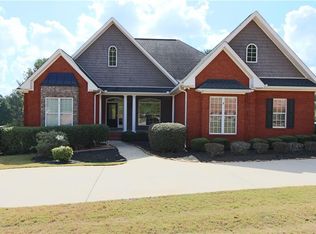 527 Belaire Dr, Winder, GA 30680