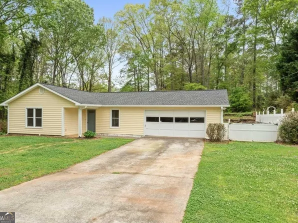 30 Woodland Trce, Stockbridge, GA 30281
