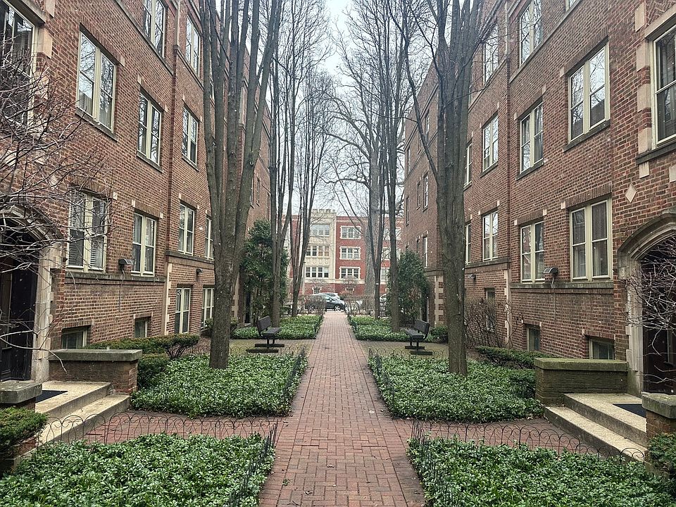 1st image of 219 N Oak Park Ave APT 3E