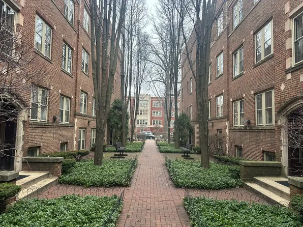 219 N Oak Park Ave APT 3E, Oak Park, IL 60302