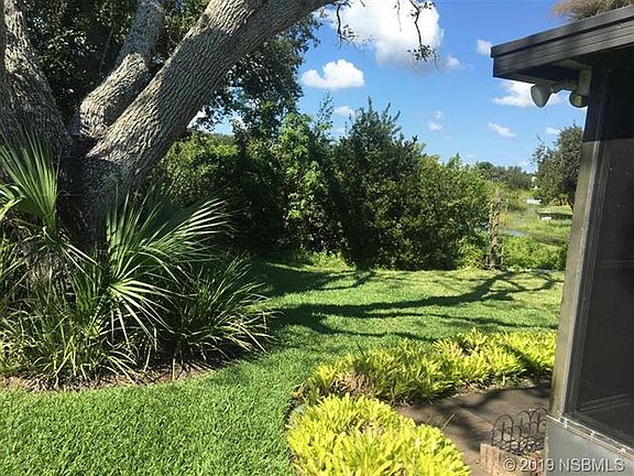 5th image of 810 Pine Shores Cir