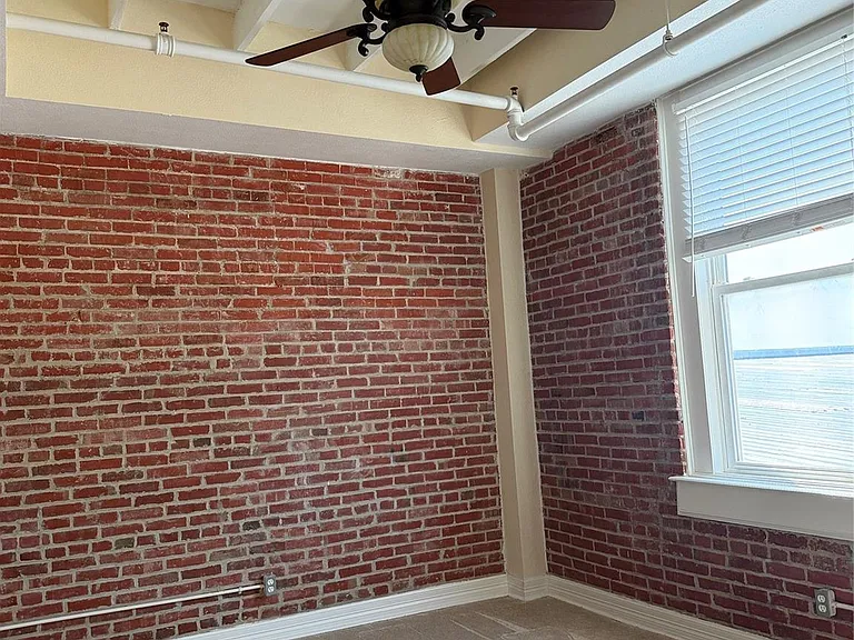 1927 Harborside Dr #307 — Photo 9