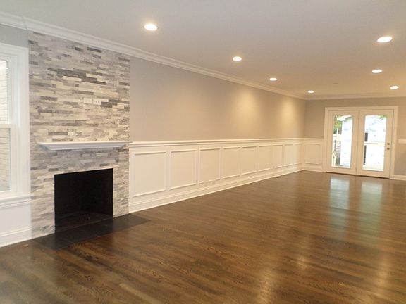 3rd image of 5038 Farwell Ave