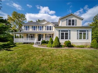72 Hosner Mountain Rd, Hopewell Junction, NY 12533