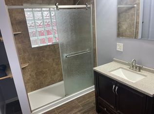 1239 10th St NW, Canton, OH 44703