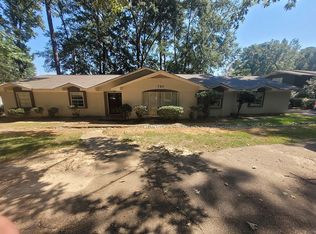 700 Forest Point Dr, Brandon, MS 39047