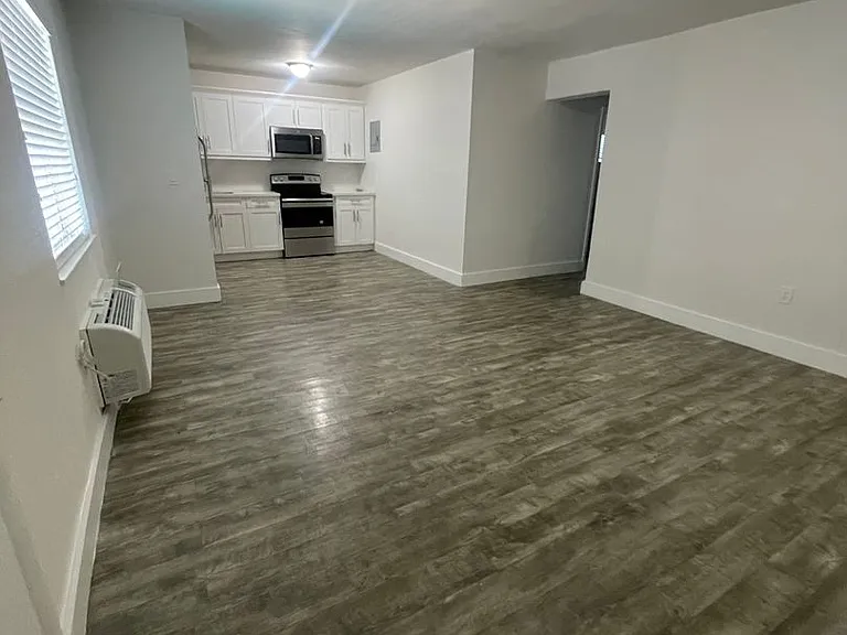 3270 W Trade Ave — Photo 25