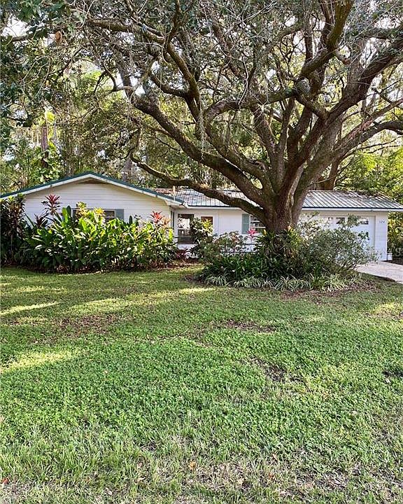 1st image of 124 W Crescent Dr