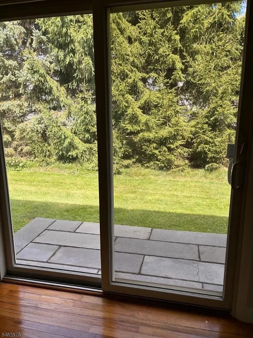 1 bed, 1.0 bath, $1,650 — Photo 4