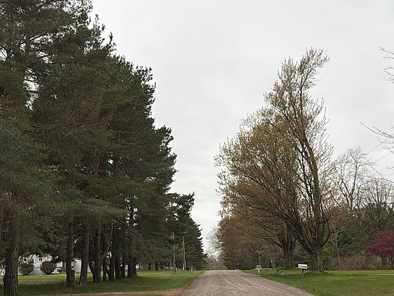 4th image of 4288 Mortimer Line Rd