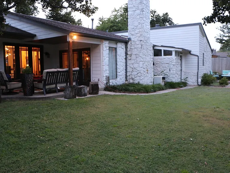 1925 Bunting Ct — Photo 68