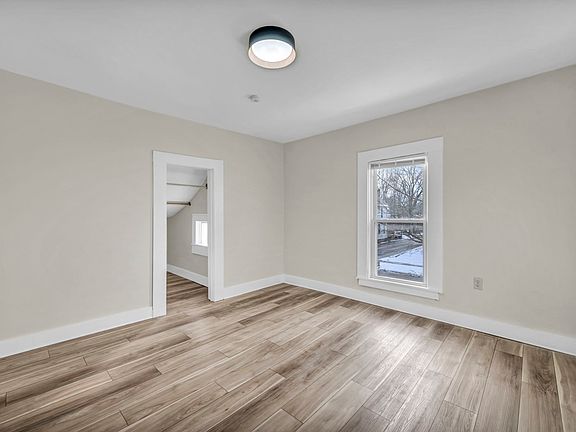 Bedroom #1