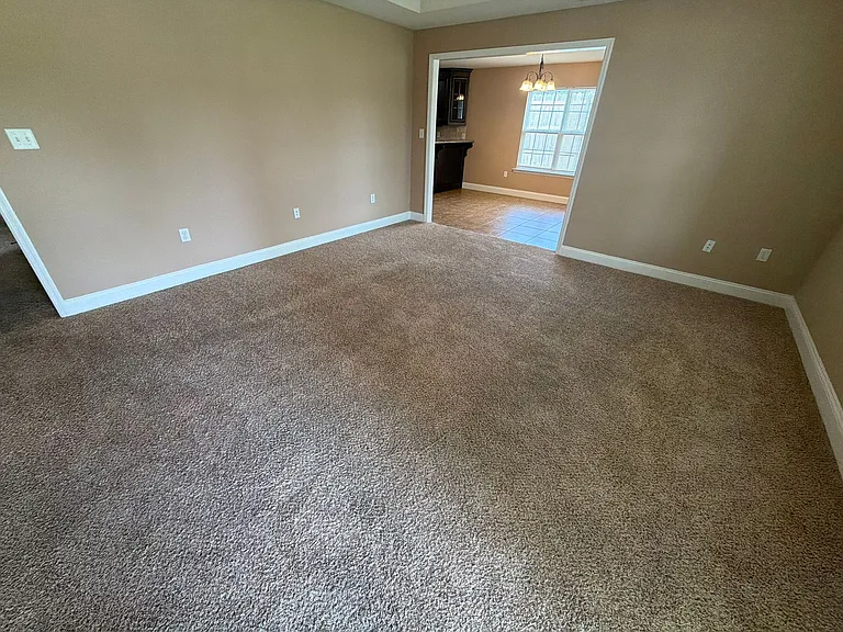 4916 Patton Dr — Photo 3