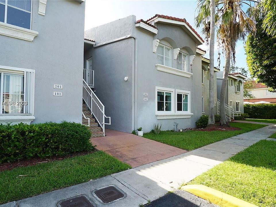 1st image of 4752 NW 114th Ave Unit 202